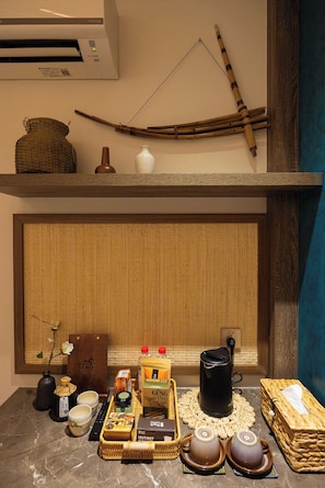 Habitación Deluxe doble, vistas a la playa | Escritorio y wifi gratis