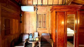 Double Room | Interior entrance