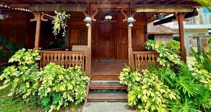 Nglaras Resort Yogyakarta