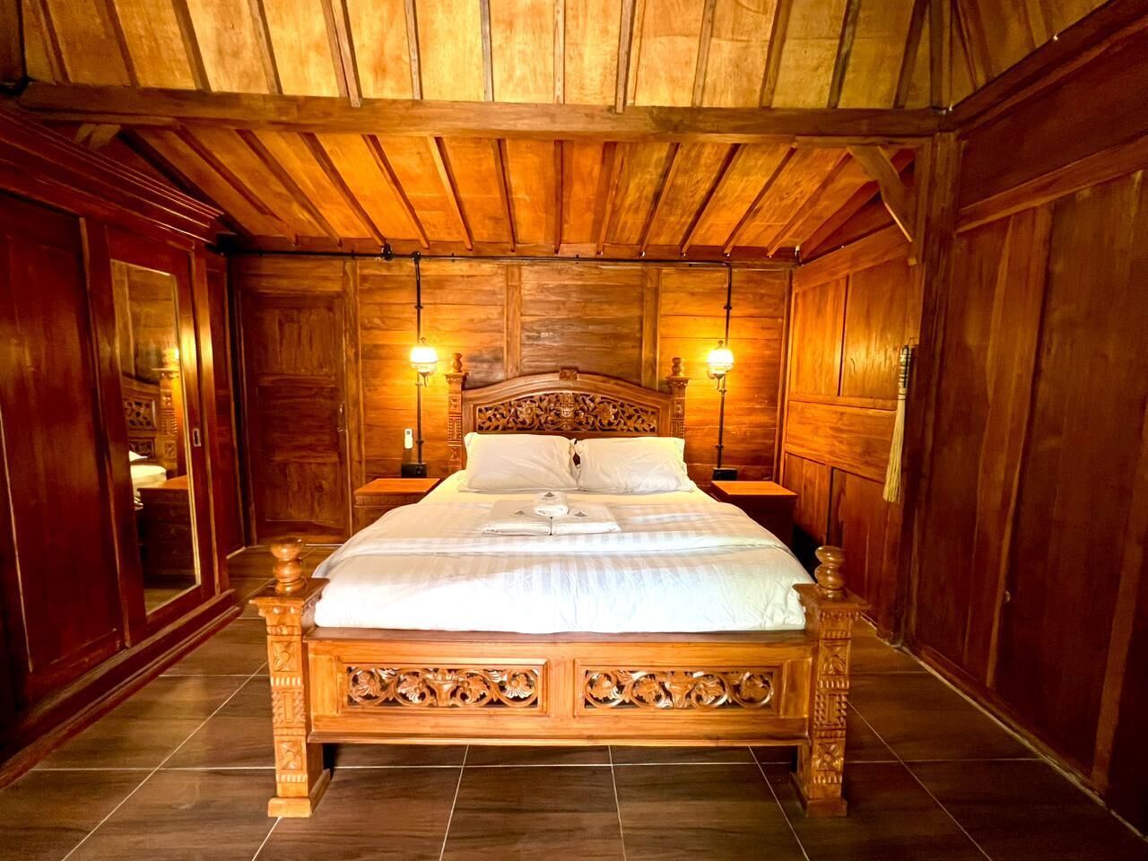 Luxury Double Room | Desk, laptop workspace, free WiFi