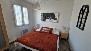 Room - Maison de la Plage - Les Boulassiers, near port du Douhet Ideal for families (La Brée-les-Bains)