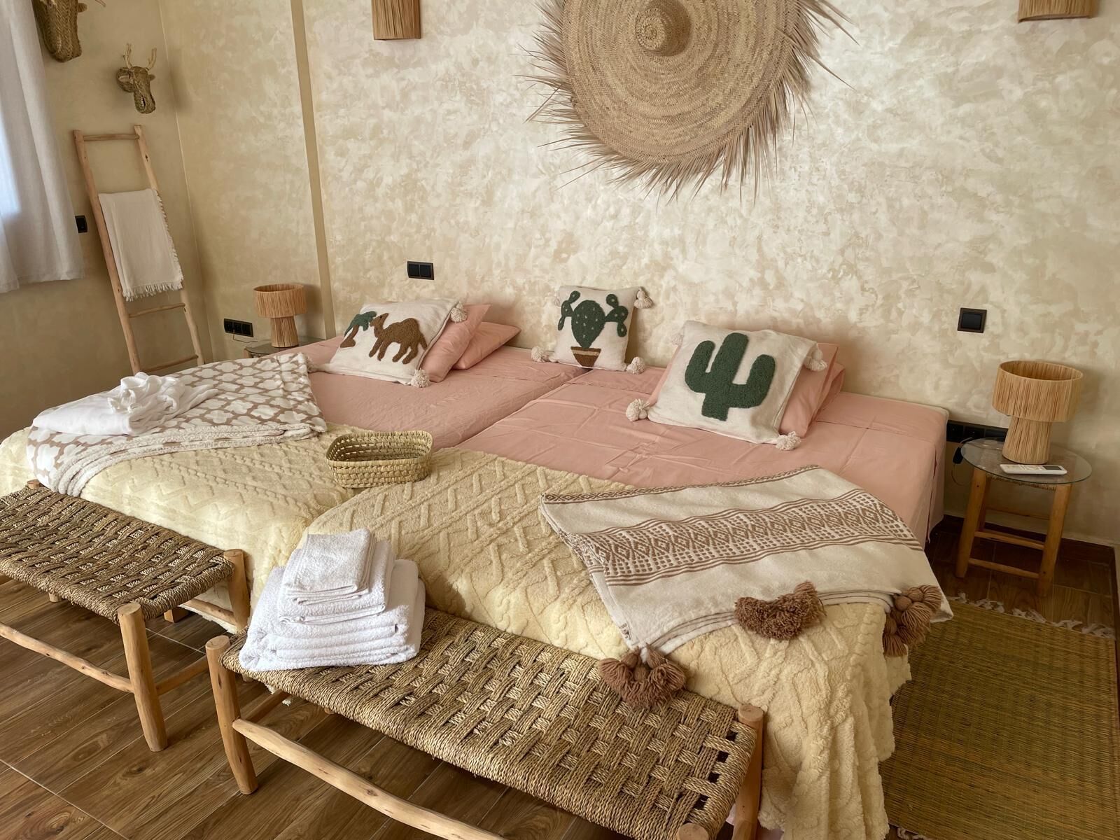 3 bedrooms, free WiFi, bed sheets