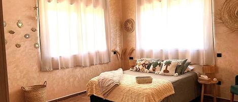 3 bedrooms, free WiFi, bed sheets