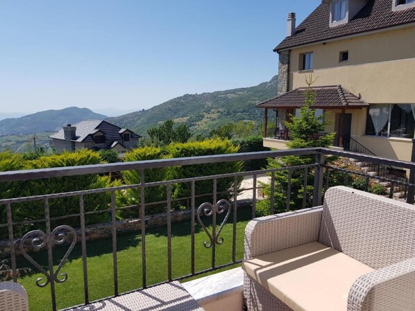 Double Room, Balcony, Garden View | View from room - Sofra e Shpatit Hotel (Gjinar)