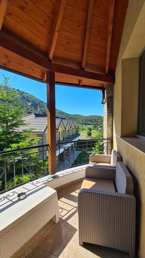 Appartement, balcon, vue jardin | Vue de la chambre