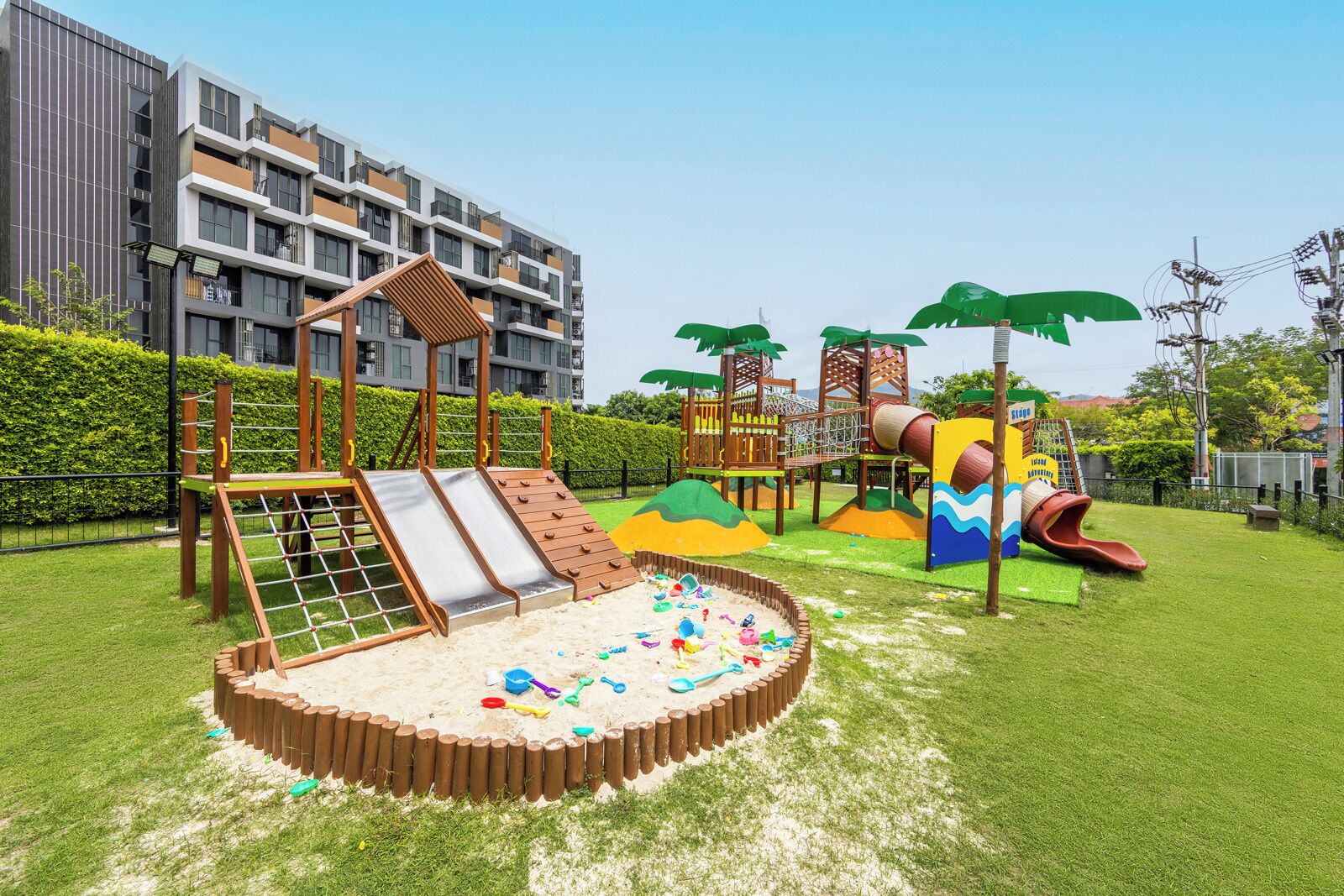 Área de juegos infantiles al aire libre