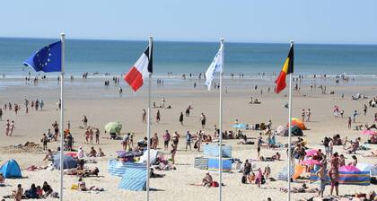 "L'Escapade Marine", 2 ch, 4 pers, park sécurisé gratuit avec badge, 8 mn plage