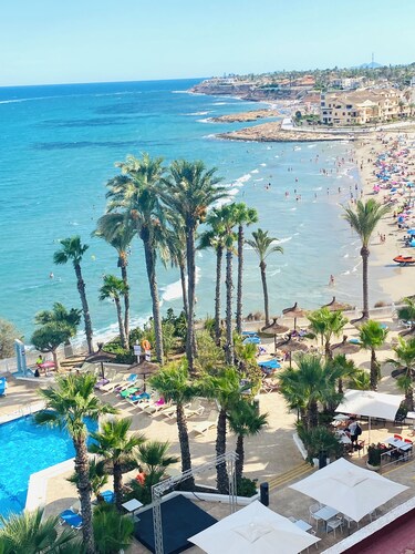 Stylish Sunny Home • 3Pools, Jacuzzi - Padel Close to Great Golf & Sandy Beaches