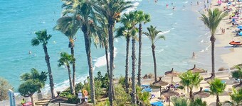 Stylish Sunny Home • 3Pools, Jacuzzi - Padel Close to Great Golf & Sandy Beaches