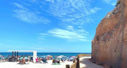 Modern 2 Bedroom Apartment in Villamartin 3 Pools, Padel, Jacuzzi Sandy Beaches
