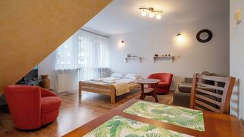 Studio Suite, Balcony | Iron/ironing board, free WiFi