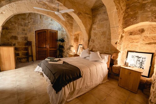 Rustic Gozo Farmhouse with Private Pool & Garage