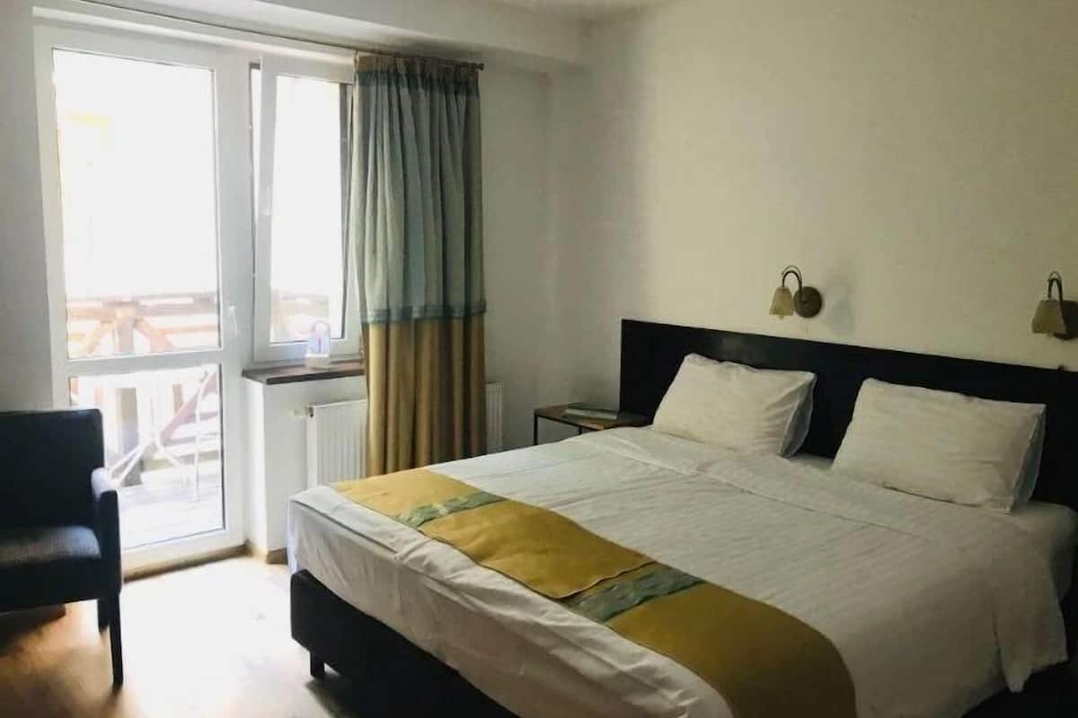 Individually decorated, individually furnished, free WiFi, bed sheets