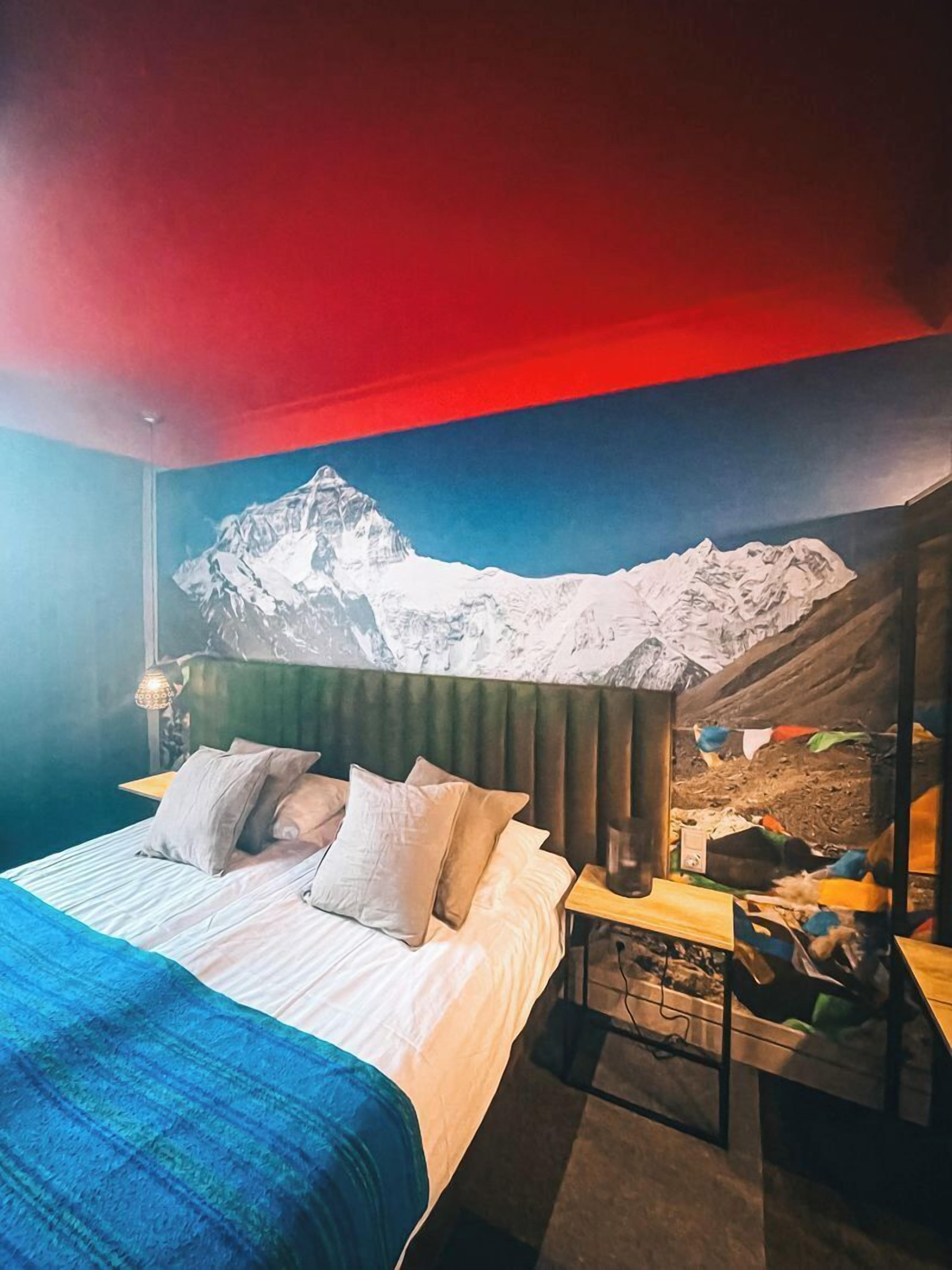 Comfort Double or Twin Room, Partial Lake View | Individually decorated, individually furnished, free WiFi, bed sheets