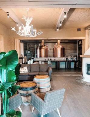 Restaurant - Przystanek Tleń (Tleń)