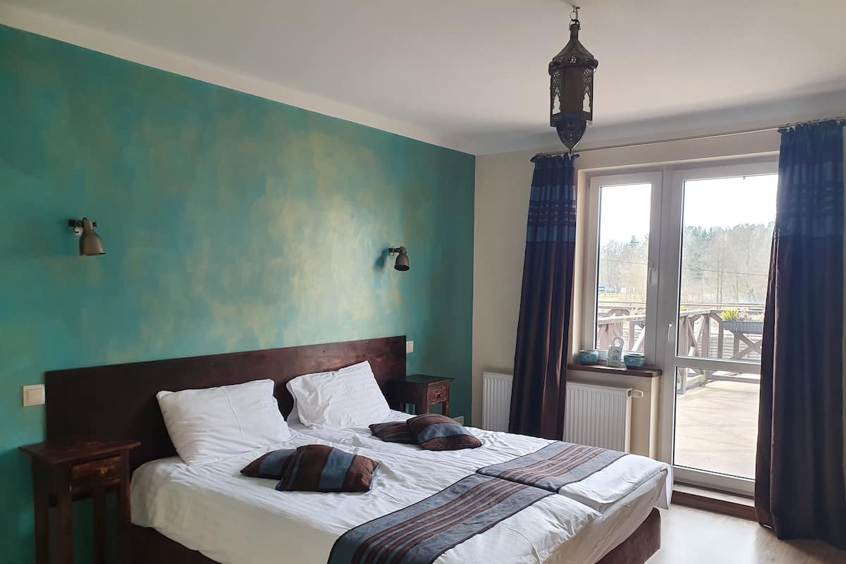 Individually decorated, individually furnished, free WiFi, bed sheets