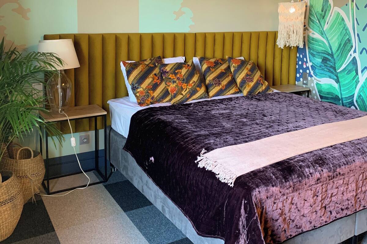 Individually decorated, individually furnished, free WiFi, bed sheets