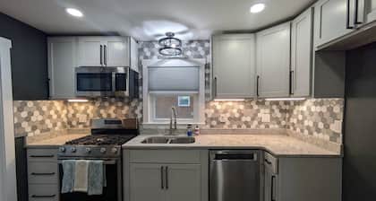 A122 Malone Home