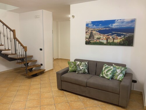 Detached cottage within walking distance of the sea. Ideal for families or several people.