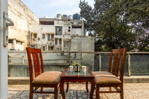 Executive Double Room, 1 King Bed, City View | Terrace/patio - Hotel Kabeer New Delhi Railway Station (New Delhi)