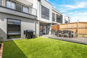 Vila, 2 quartos, para fumantes | Terraço/pátio