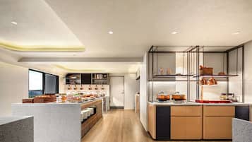 Free daily buffet breakfast