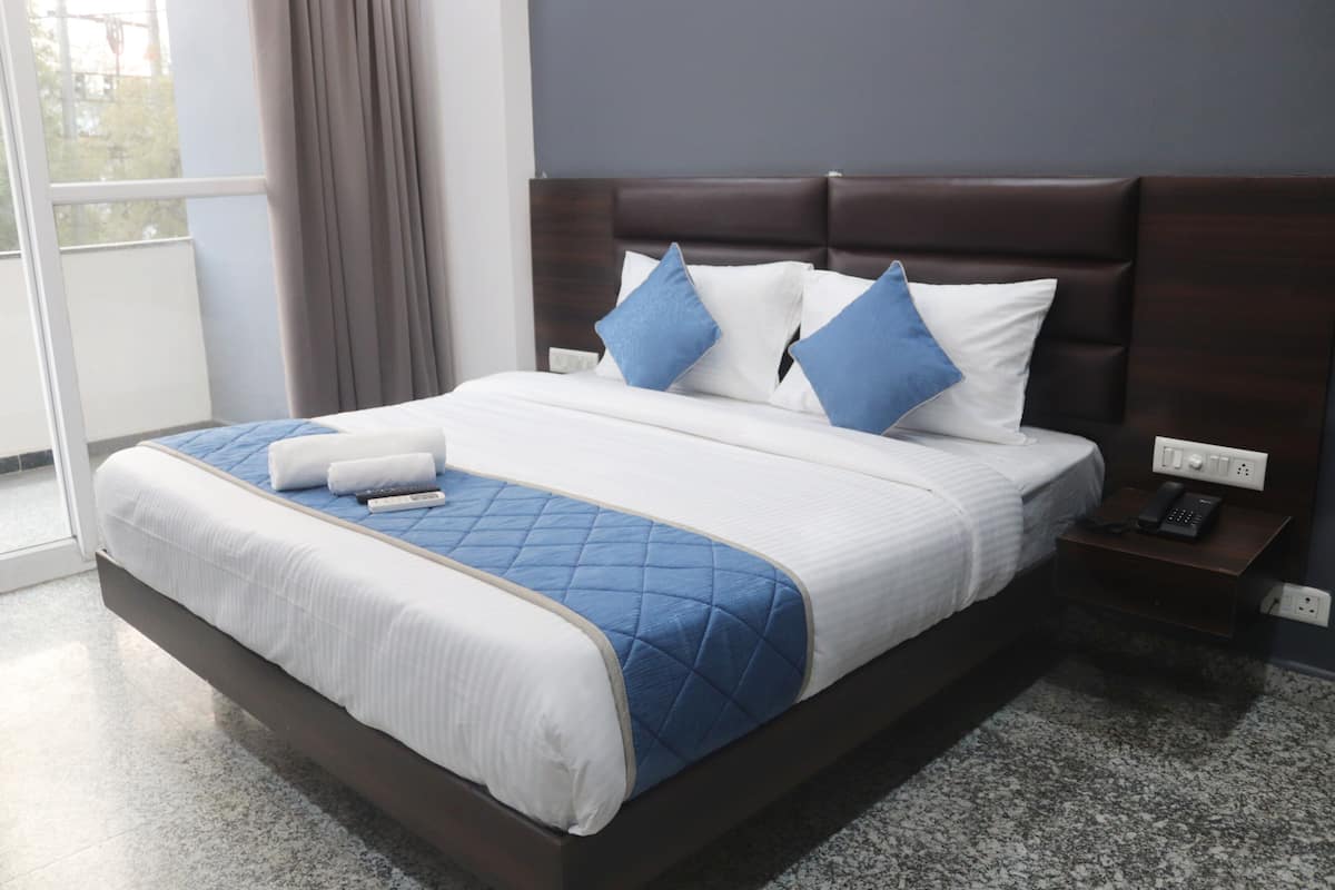 Didekorasi berbeda-beda dan dilengkapi dengan perabotan berbeda-beda