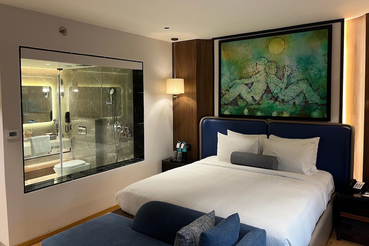 Basic Double Room | In-room safe, desk, free WiFi