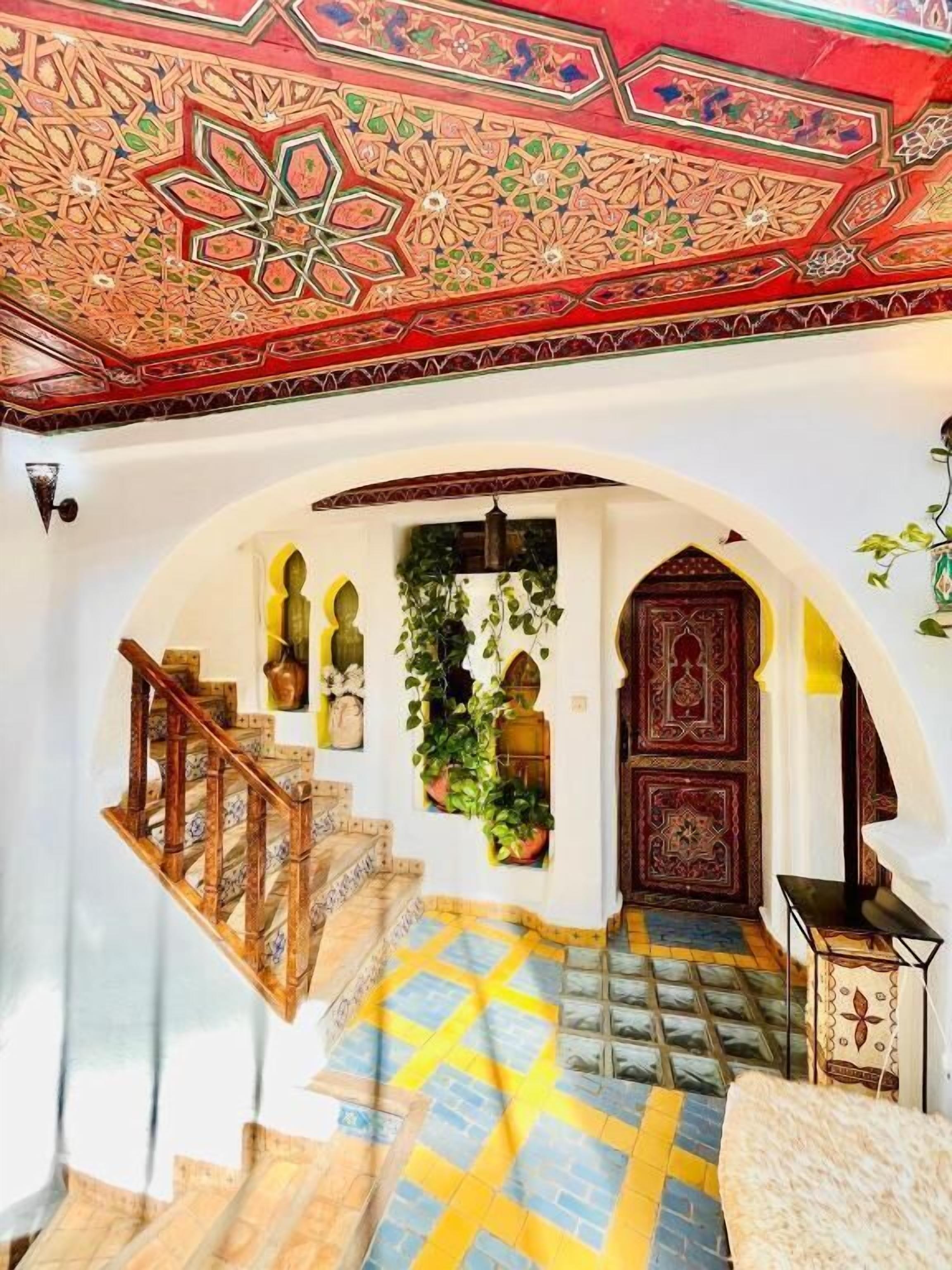 Standard Double Room | In-room safe, laptop workspace, blackout drapes, iron/ironing board