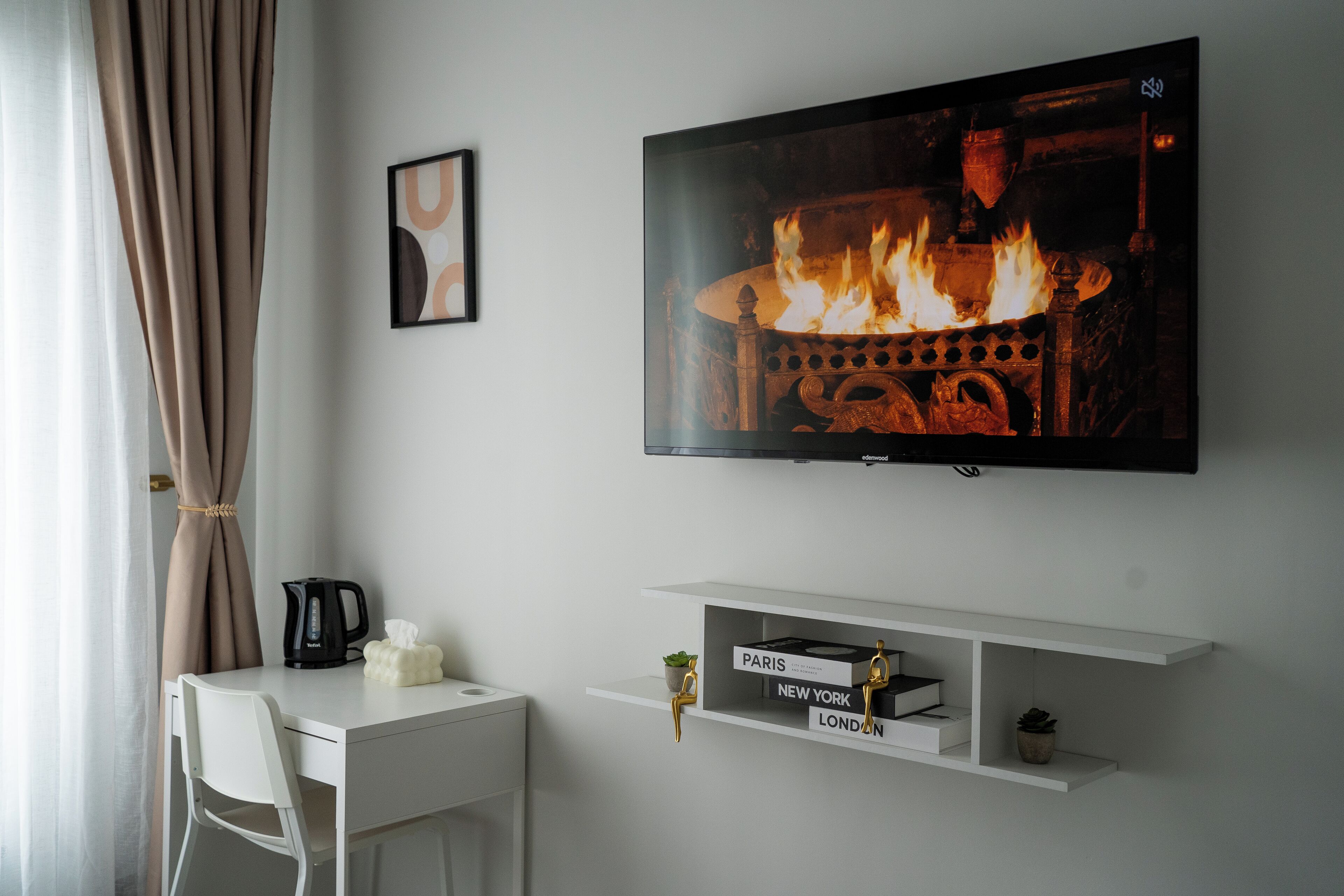 Comfort Double Room, City View | In-room safe, desk, laptop workspace, free WiFi