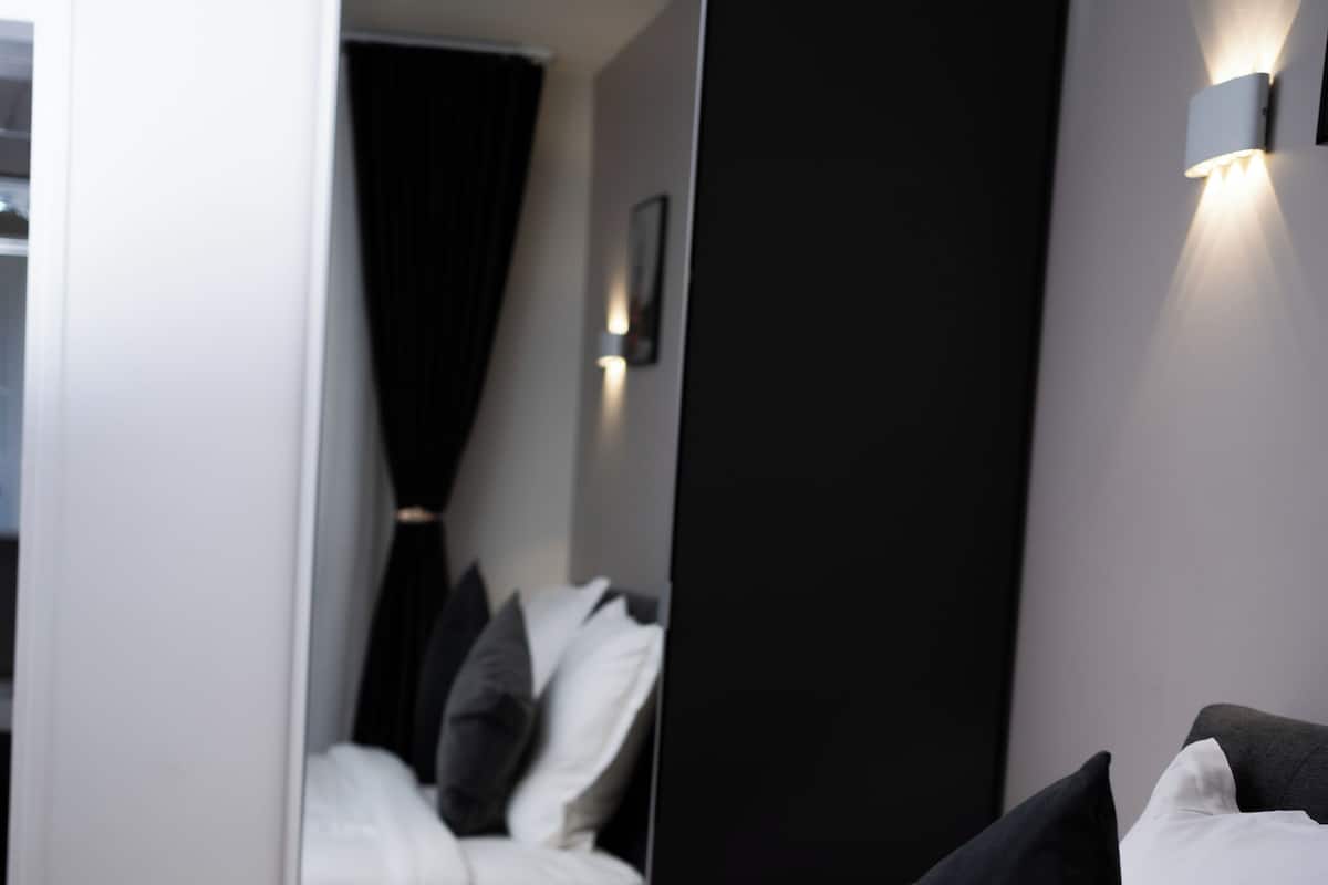 Comfort Double Room, City View | In-room safe, desk, laptop workspace, free WiFi