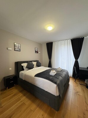 Coffres-forts dans les chambres, bureau