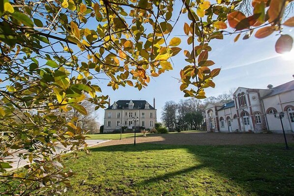 Exterior - Château de Bel Air (Cérans-Foulletourte)