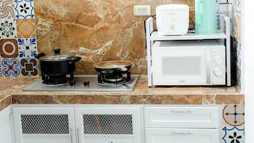 Townhouse – exclusive, 2 soverom | Eget kjøkken | Minikjøleskap, mikrobølgeovn, ovn og kokeplater