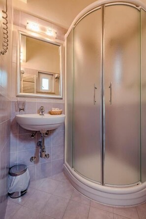Standard Room | Bathroom - Hotel Plaza Gabicce Mare (Gabicce Mare)