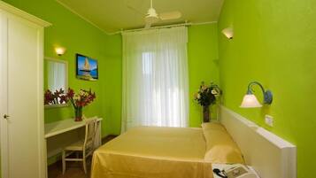 Escritorio y wifi gratis