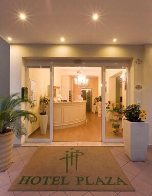 Reception - Hotel Plaza Gabicce Mare (Gabicce Mare)