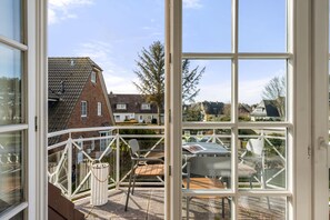 Interni