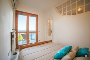 Iron/ironing board, free WiFi - Sweet orizzonte (Imperia)