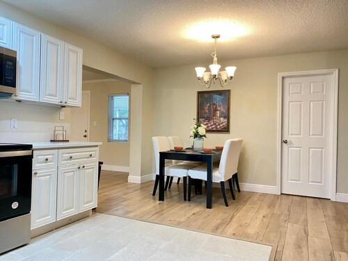  3-bedroom house with AC in charming Oviedo close to the University