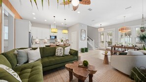 Smart TV - Spring Break • Professionally Designed • Private Backyard Oasis • Heated Pool (Panama City Beach)