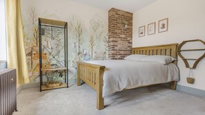 5 bedrooms, individually decorated, individually furnished, free WiFi - 2 Mere Pits Cottages (Tamworth)