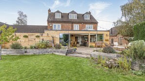 Exterior - 2 Mere Pits Cottages (Tamworth)