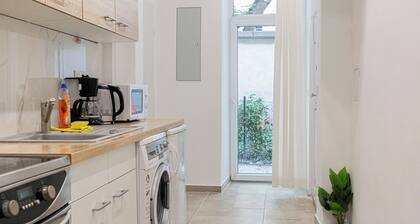 Beautiful 1BR Apartment For Long Stays