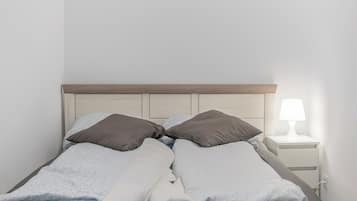 Basic Studio | Iron/ironing board, free WiFi