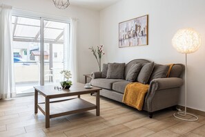 Apartment, 2 Bedrooms, Kitchen, City View | Living room | 43-inch Smart TV with digital channels, Netflix, streaming services - Levante - 2-BR Apt. & Terrace in Larnaca (Larnaca)