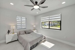 3 bedrooms, iron/ironing board, free WiFi, bed sheets - NEW house in Miami| Casa Calle 19 By Dream Vacation (Miami)