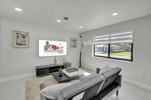 TV connectée, espaces bureaux