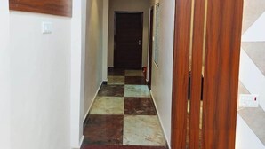 Interior detail - Hotel Indra Jaunpur (Jaunpur)