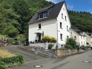 Exterior - First Floor Vacation Home AusZeit (Bad Bertrich)